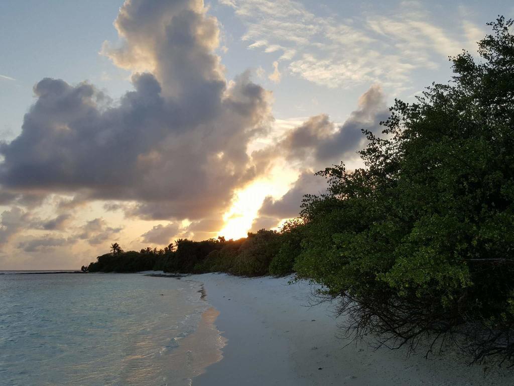 Fulhadhoo Inn Екстер'єр фото
